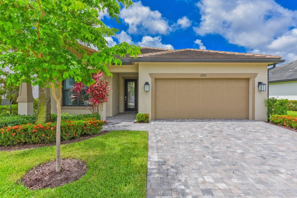 Unit for sale at 2370 Rollingwood Court, Oakland Park, FL 33309
