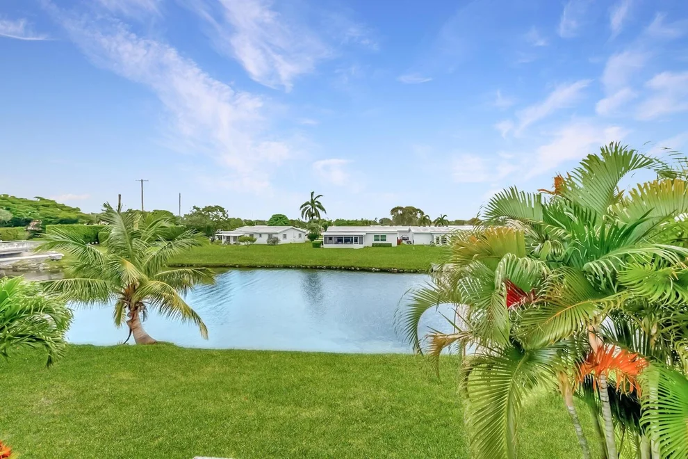 Unit for sale at 1112 Lake Terrace, Boynton Beach, FL 33426