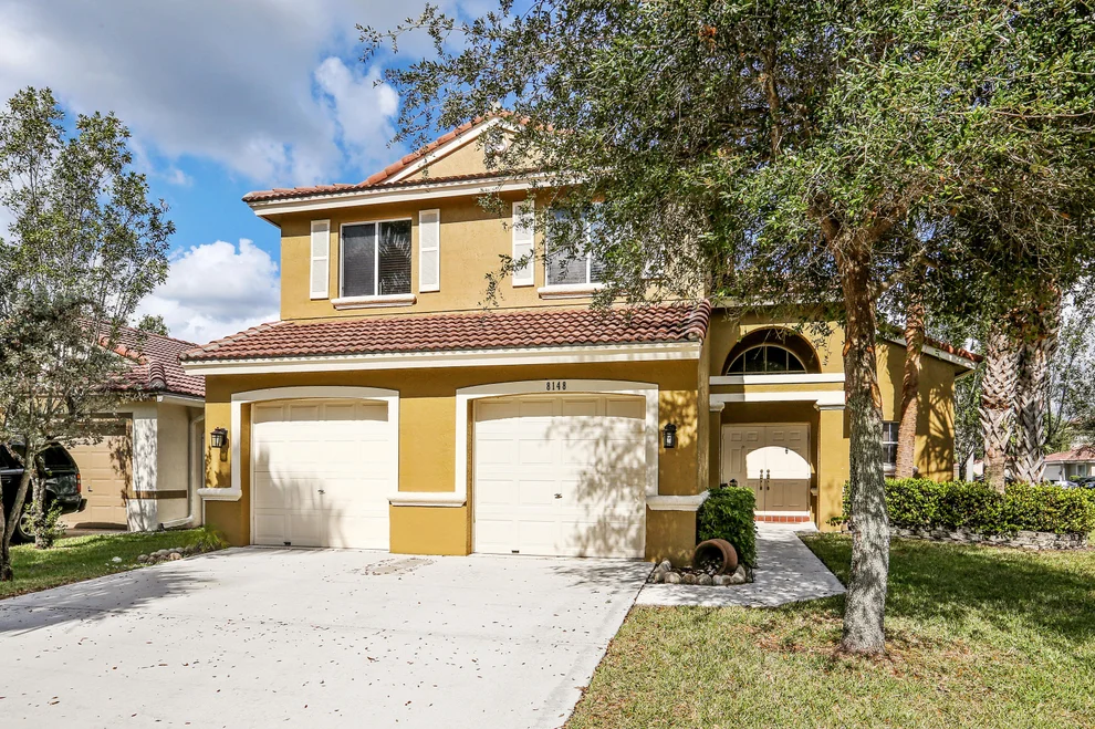 Unit for sale at 8148 Pelican Harbour Drive, Lake Worth, FL 33467
