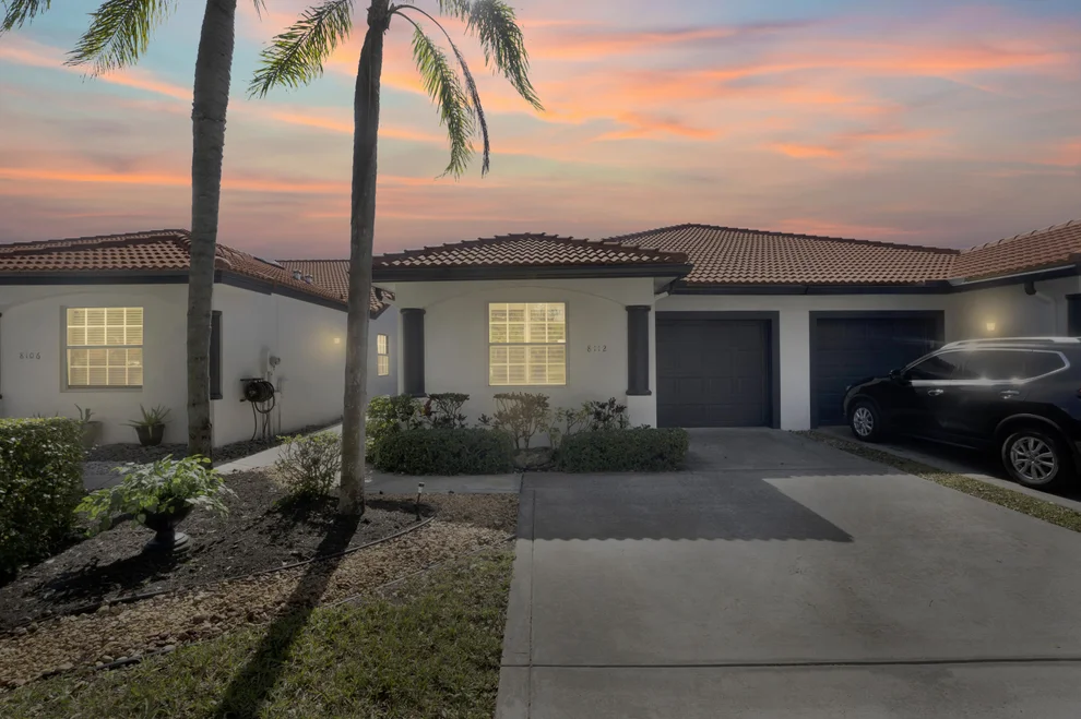 Unit for sale at 8112 Via Di Veneto, Boca Raton, FL 33496