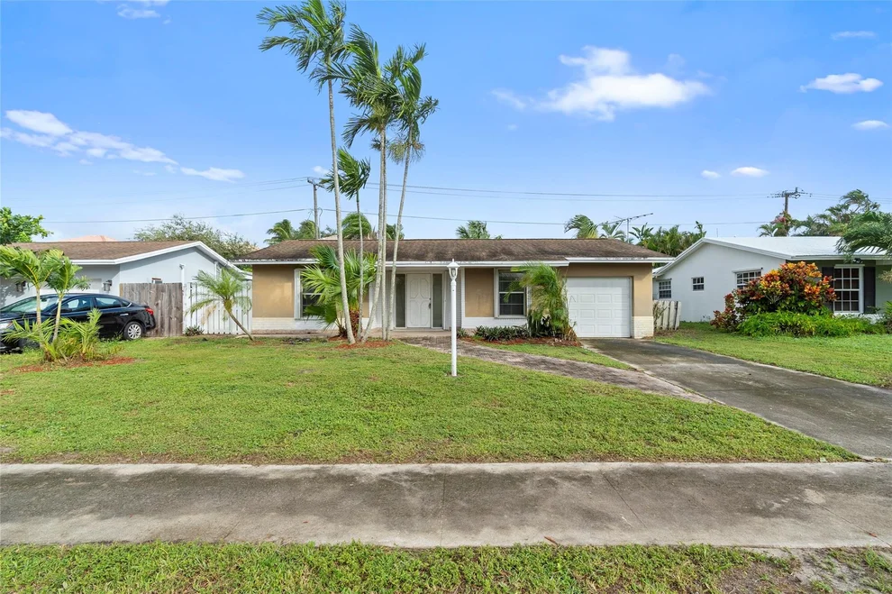 Unit for sale at 9741 SW 1st Place, Boca Raton, FL 33428