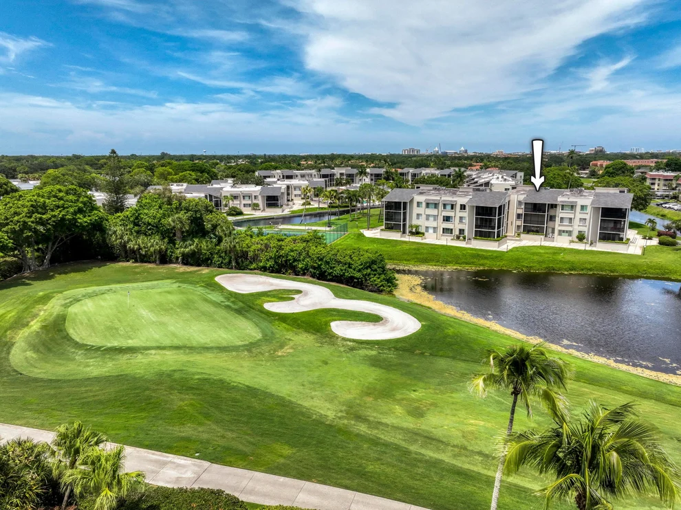Unit for sale at 11811 Avenue Of The Pga, Palm Beach Gardens, FL 33418