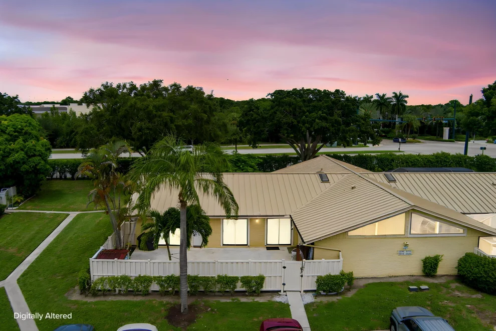 Unit for sale at 5799 GOLDEN EAGLE Circle, Palm Beach Gardens, FL 33418