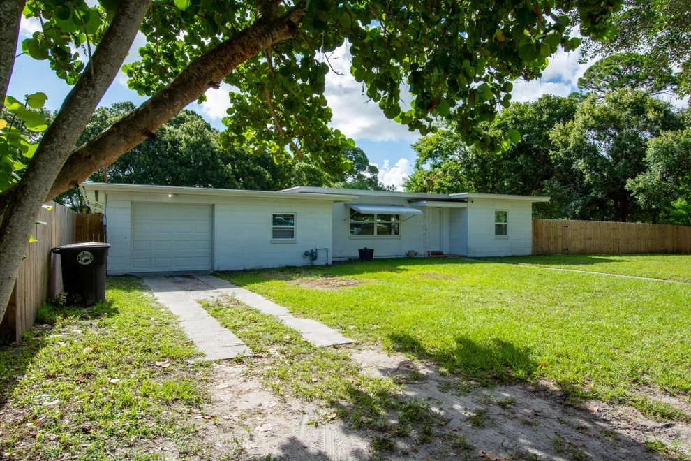 Unit for sale at 404 N 27th Street, Fort Pierce, FL 34947
