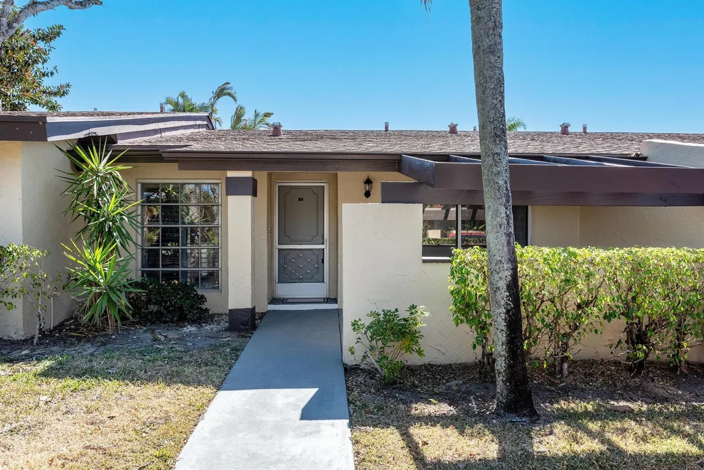 Unit for sale at 13653 Via Aurora, Delray Beach, FL 33484