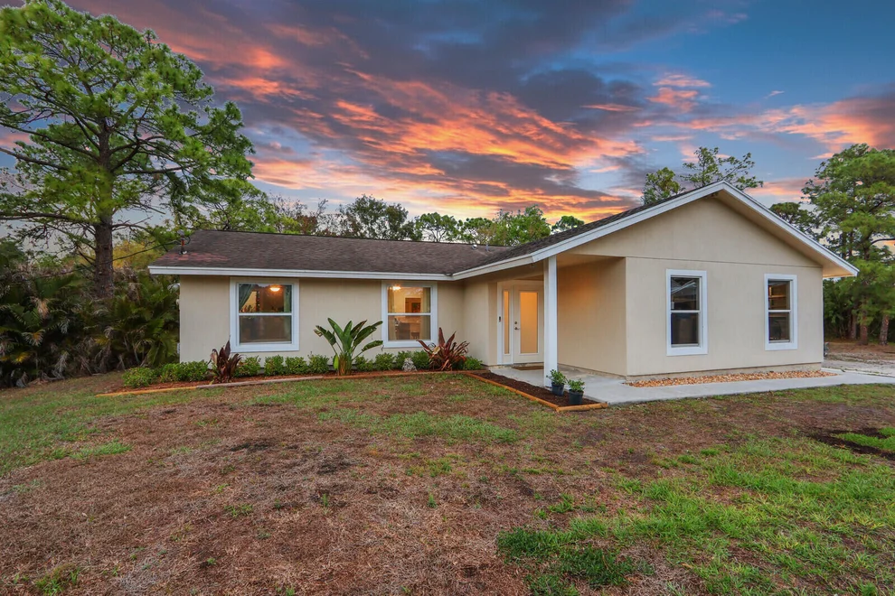 Unit for sale at 18019 43rd Road N, Loxahatchee, FL 33470