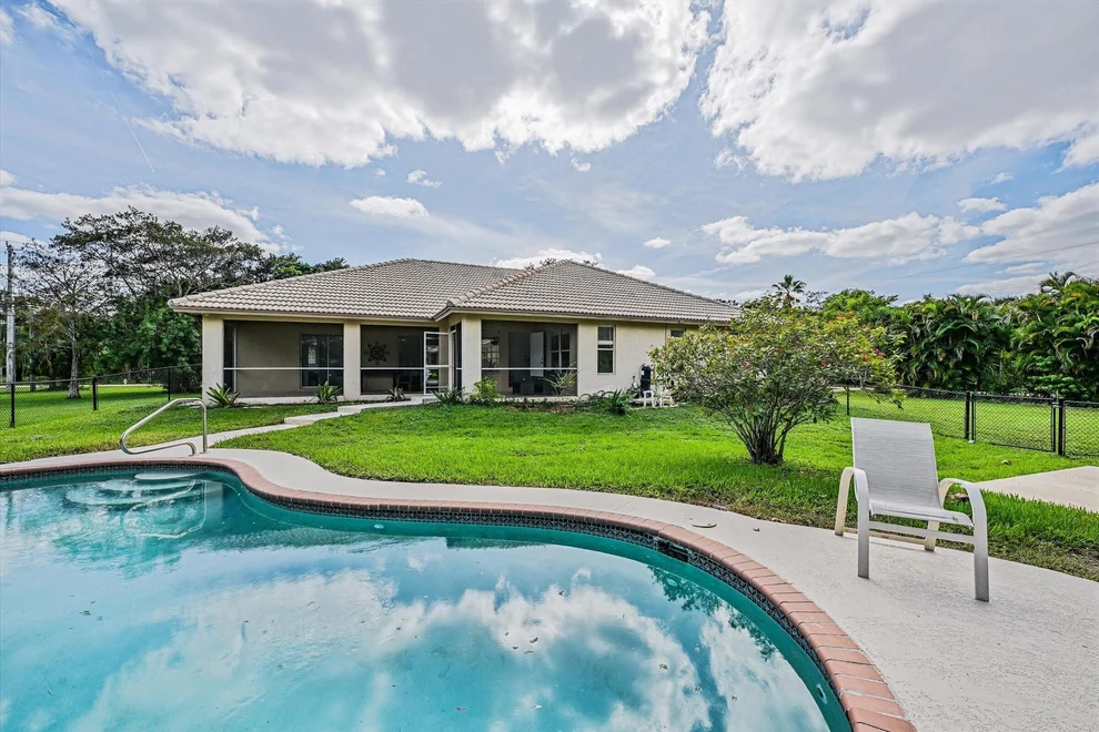 Unit for sale at 8671 155th Place N, Palm Beach Gardens, FL 33418
