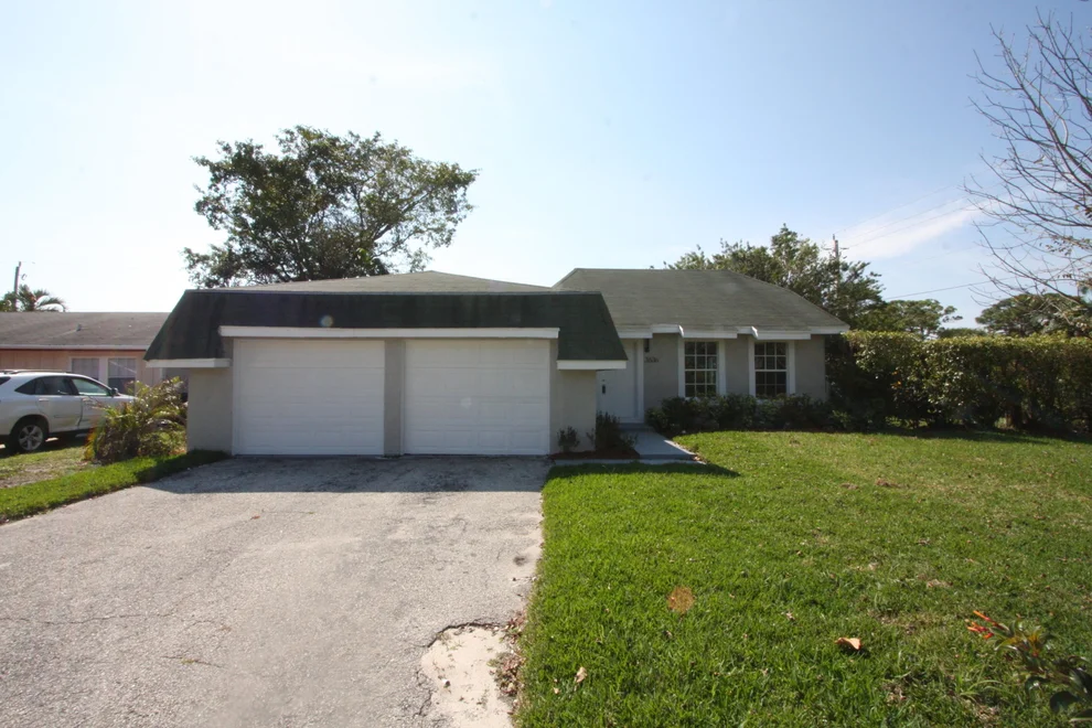 Unit for sale at 3636 Avenue De Gien, Delray Beach, FL 33445
