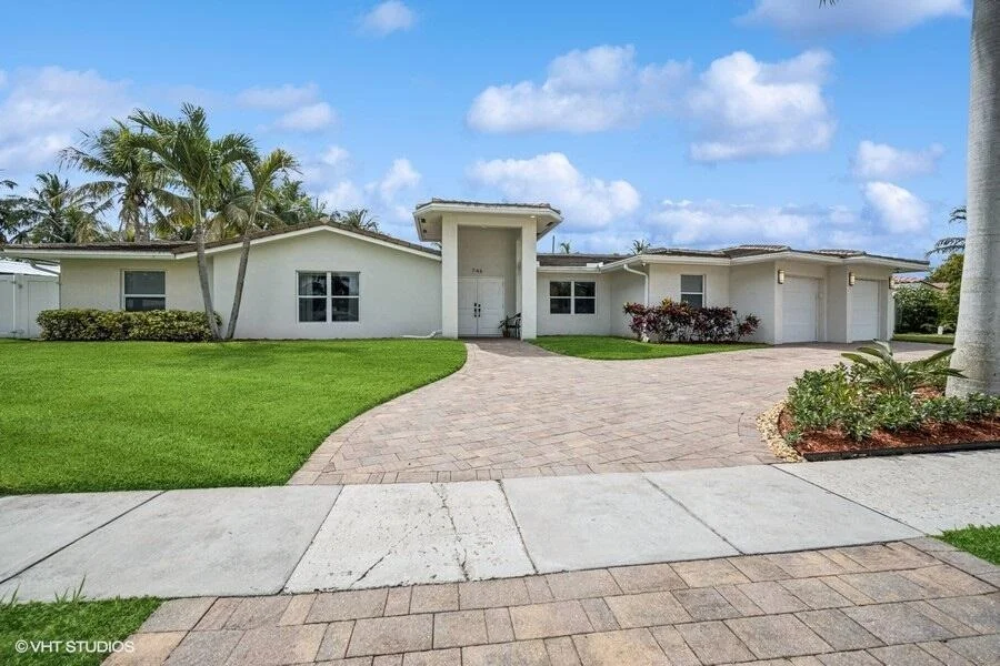 Unit for sale at 746 SW 2nd Street, Boca Raton, FL 33486
