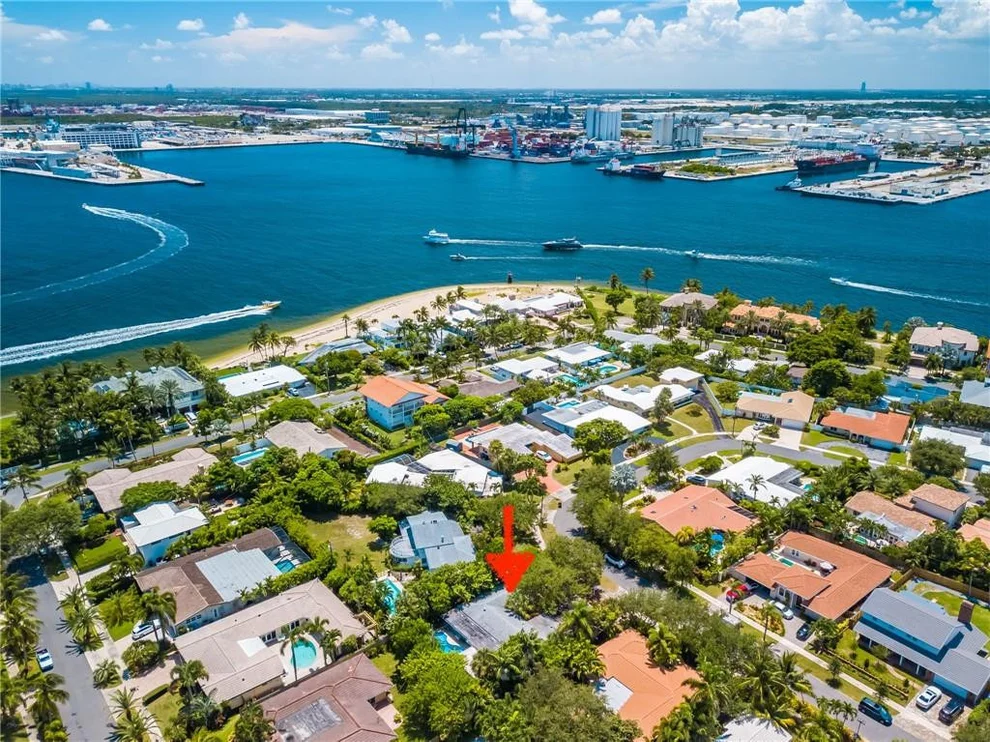Unit for sale at 1958 SE 23 Ave Aka Harbour Inlet Drive, Fort Lauderdale, FL 33316