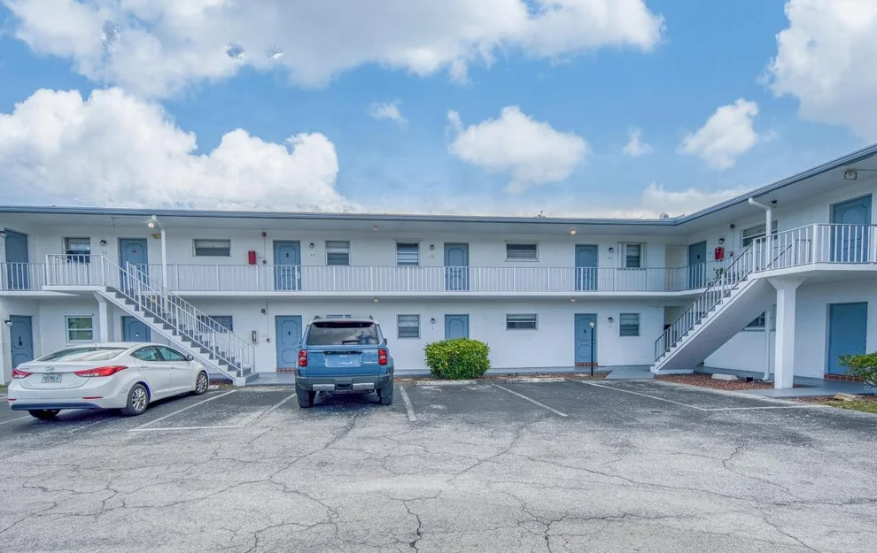 Unit for sale at 420 W Palm Street, Lantana, FL 33462