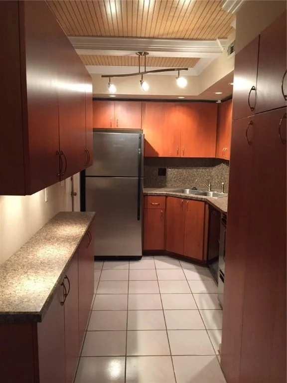 Unit for sale at 669 W Oakland Park Boulevard, Wilton Manors, FL 33311
