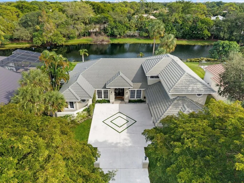 Unit for sale at 1100 SW 21st Avenue, Boca Raton, FL 33486