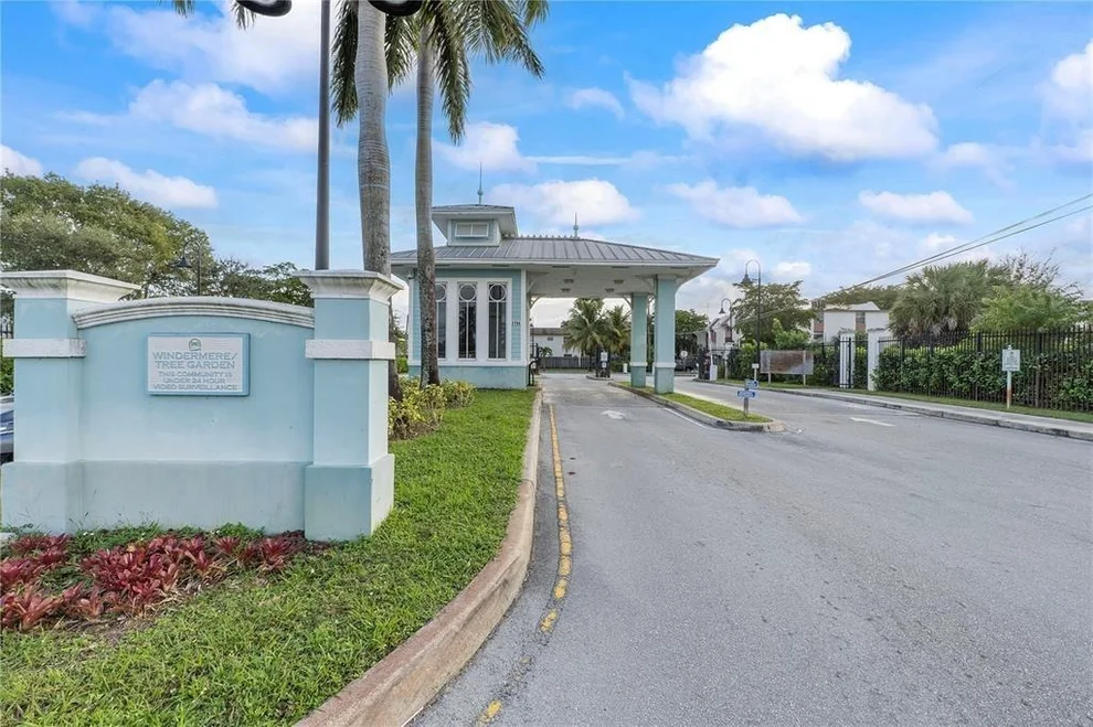 Unit for sale at 5201 NW 18th Street, Lauderhill, FL 33313
