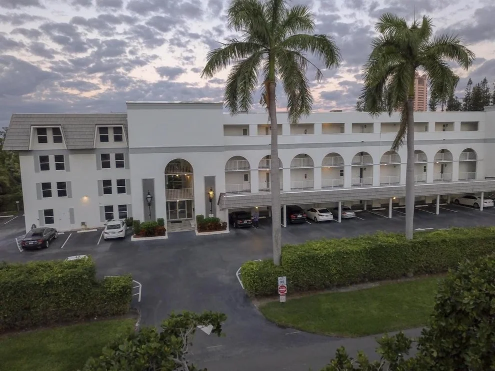 Unit for sale at 800 E Camino Real, Boca Raton, FL 33432