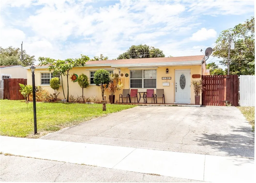 Unit for sale at 1130 N 71st Terrace, Hollywood, FL 33024