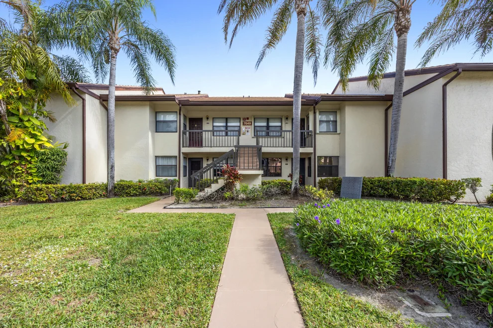 Unit for sale at 7649 Tahiti Lane, Lake Worth, FL 33467