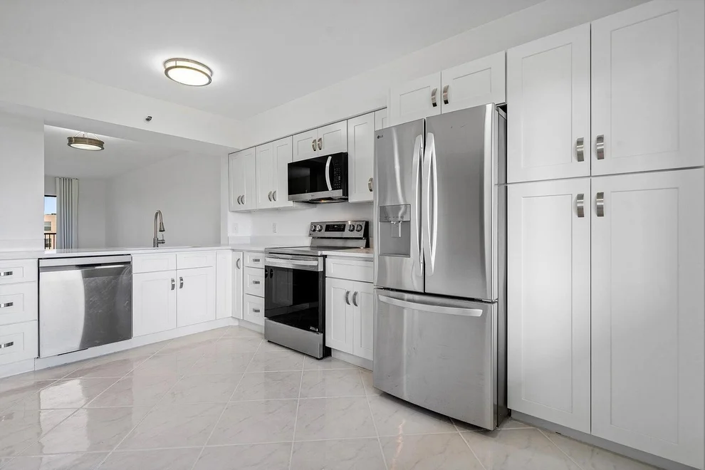 Unit for sale at 14475 Strathmore Lane, Delray Beach, FL 33446