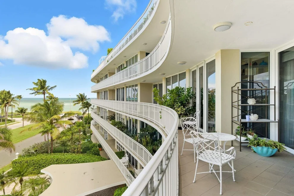 Unit for sale at 100 Royal Palm Way, Palm Beach, FL 33480