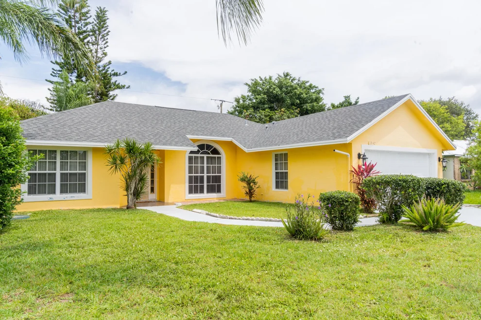 Unit for sale at 3342 SE East Snow Road, Port St Lucie, FL 34984