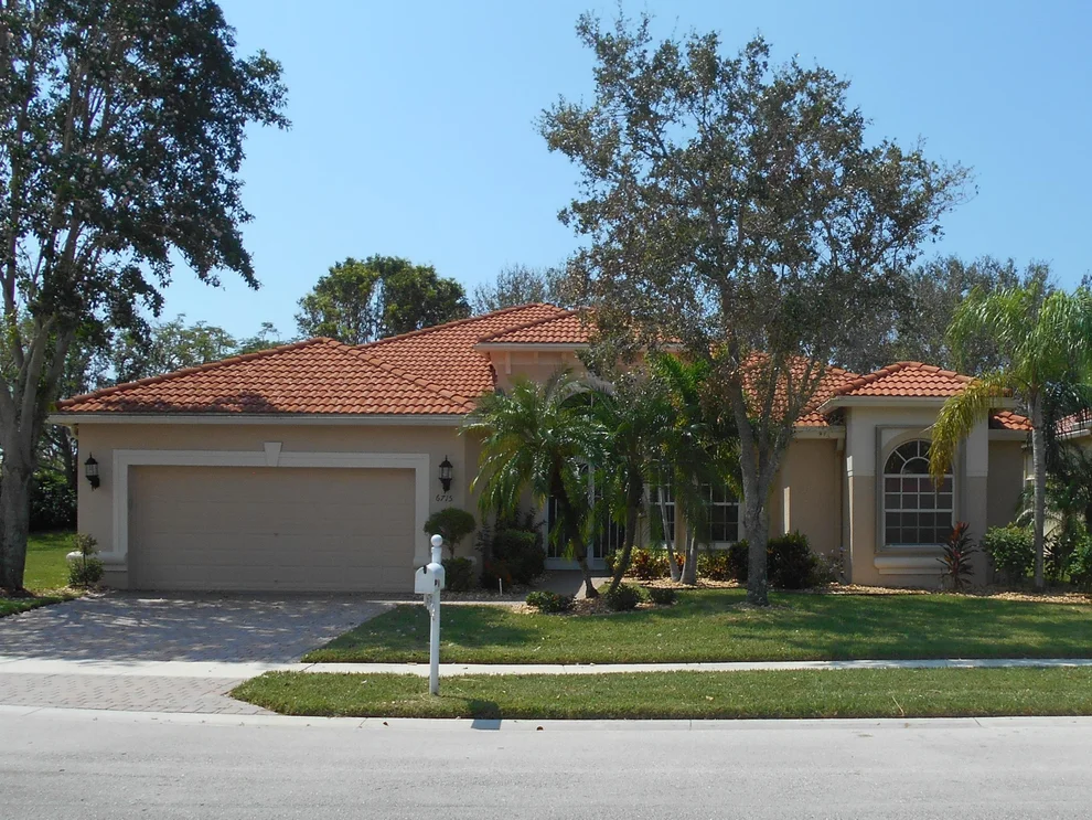 Unit for sale at 6715 Murano Way, Lake Worth, FL 33467