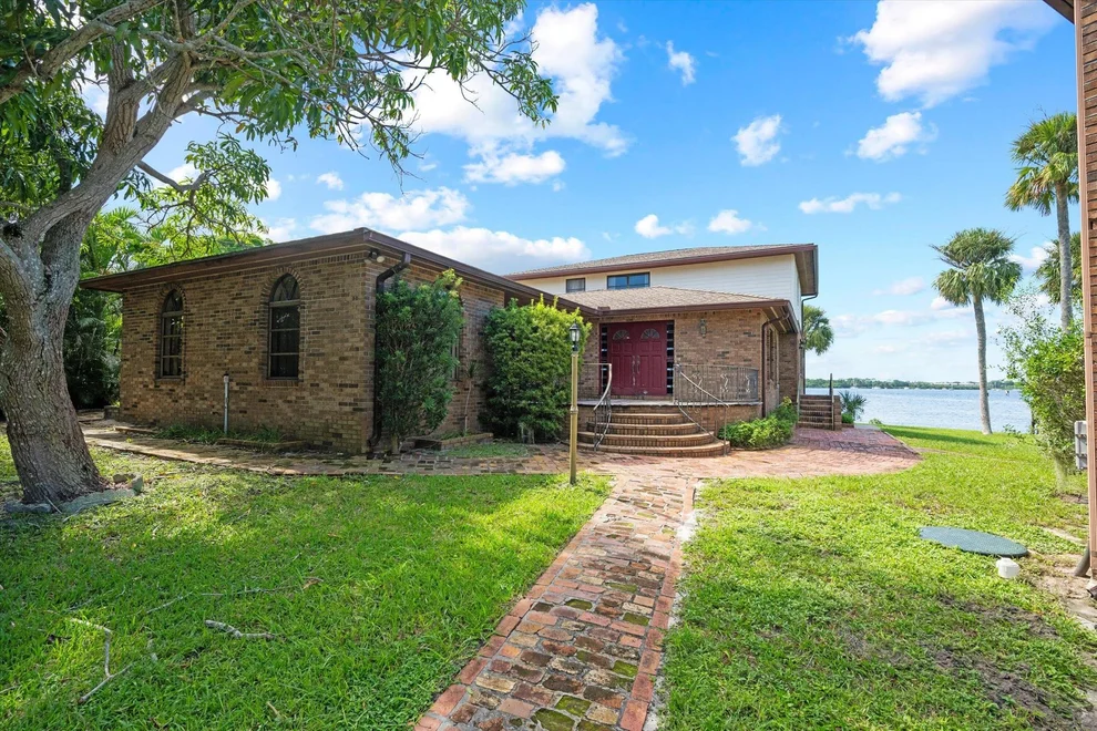 Unit for sale at 1410 SW Palm City Road, Stuart, FL 34994