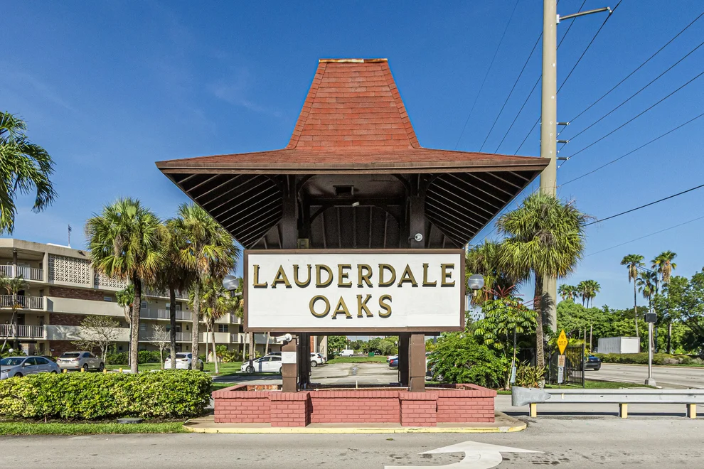 Unit for sale at 3090 NW 46th Avenue, Lauderdale Lakes, FL 33313