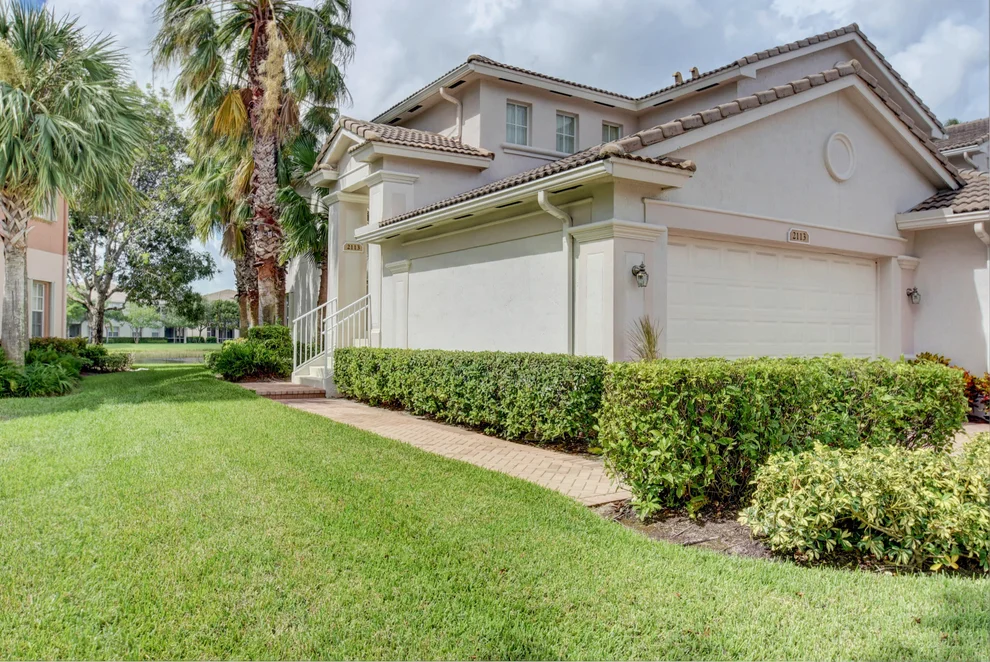 Unit for sale at 2113 Wingate Bend, Wellington, FL 33414