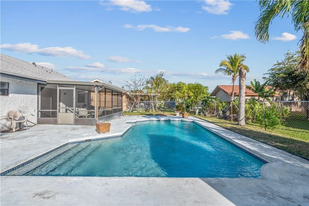 Unit for sale at 8212 SW 13th Street, North Lauderdale, FL 33068