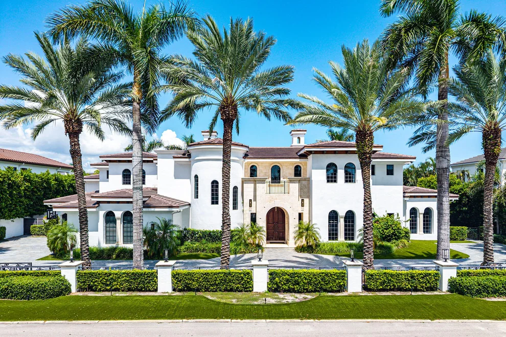 Unit for sale at 251 W Coconut Palm Road, Boca Raton, FL 33432