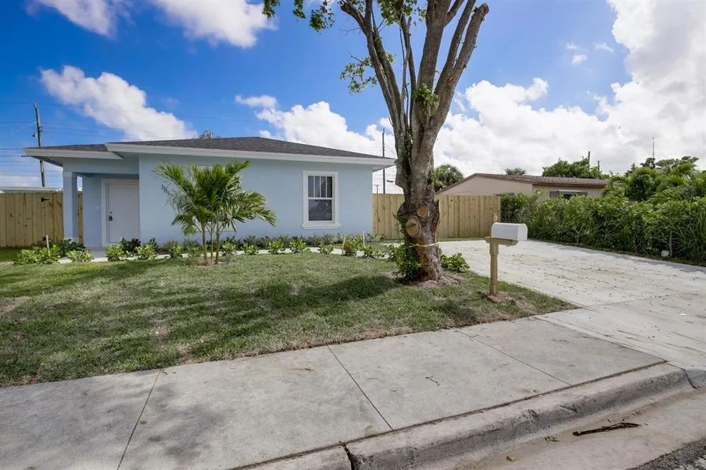 Unit for sale at 1111 W 2nd Street, Riviera Beach, FL 33404