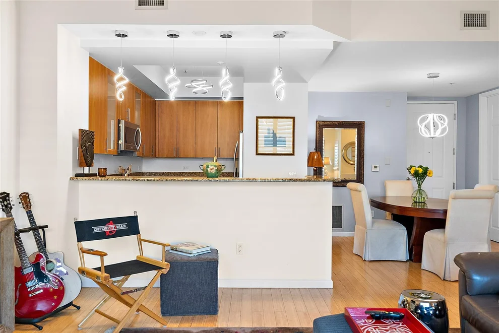 Unit for sale at 2633 NE 14th Avenue, Wilton Manors, FL 33334