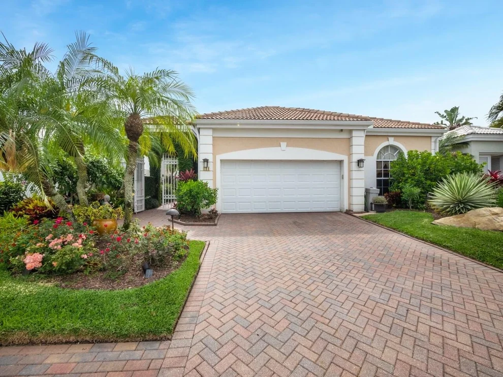 Unit for sale at 144 Coral Cay Drive, Palm Beach Gardens, FL 33418