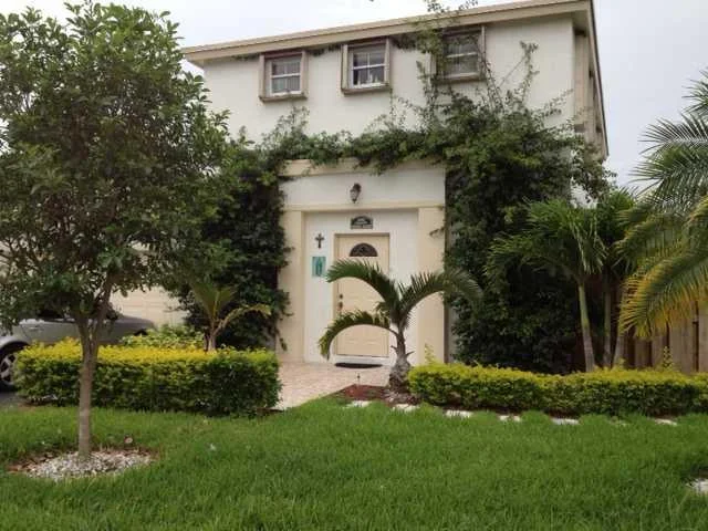 Unit for sale at 9461 NW 52nd Street, Sunrise, FL 33351