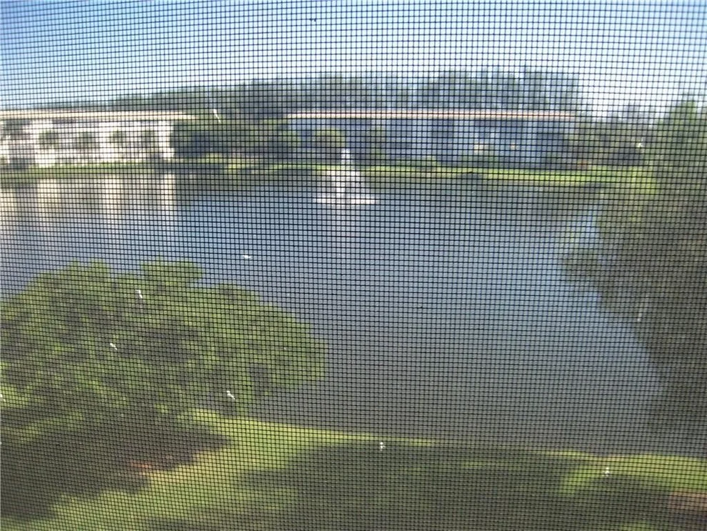 Unit for sale at 1902 E Bermuda Circle, Coconut Creek, FL 33066