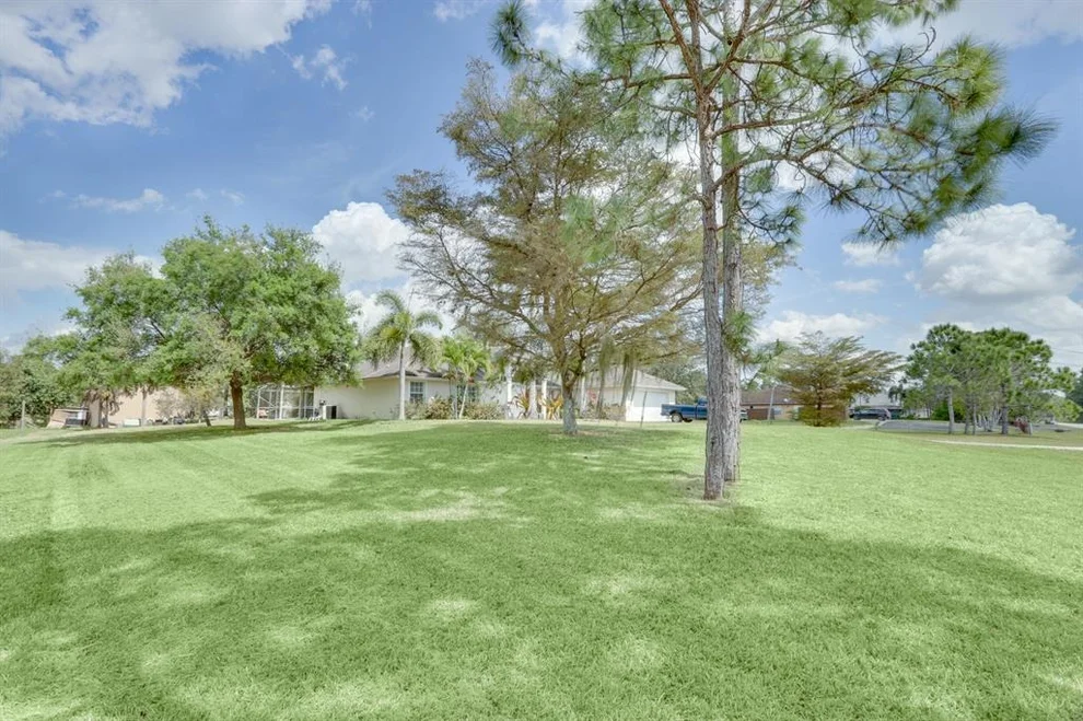 Unit for sale at 14917 73rd Street N, Loxahatchee, FL 33470