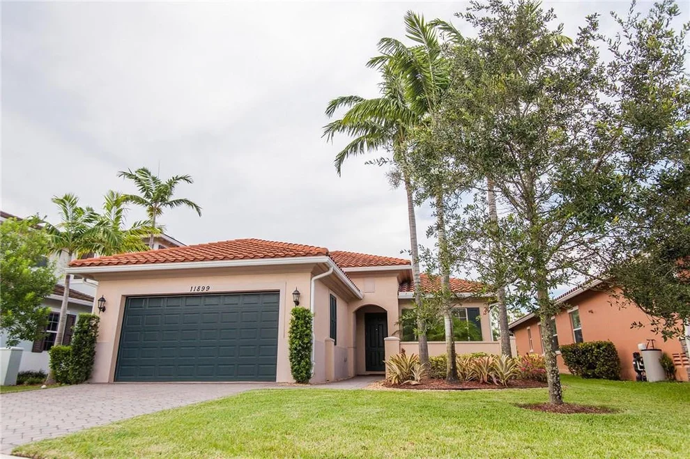Unit for sale at 11899 NW 83rd Place, Parkland, FL 33076