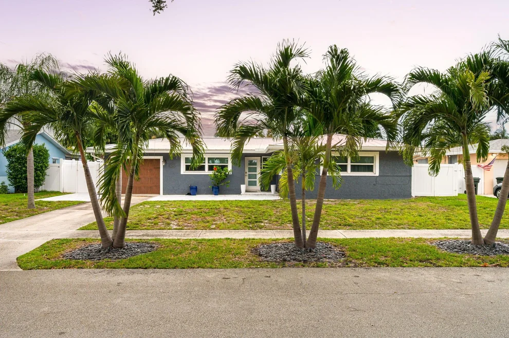 Unit for sale at 1269 SW 7th Street, Boca Raton, FL 33486