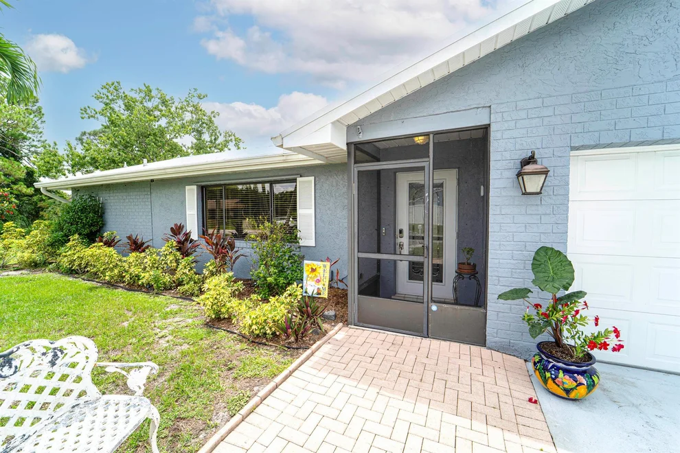 Unit for sale at 392 SW Molloy Street, Port St Lucie, FL 34984