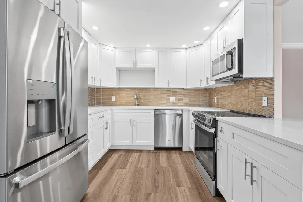 Unit for sale at 3024 Oakridge D, Deerfield Beach, FL 33442