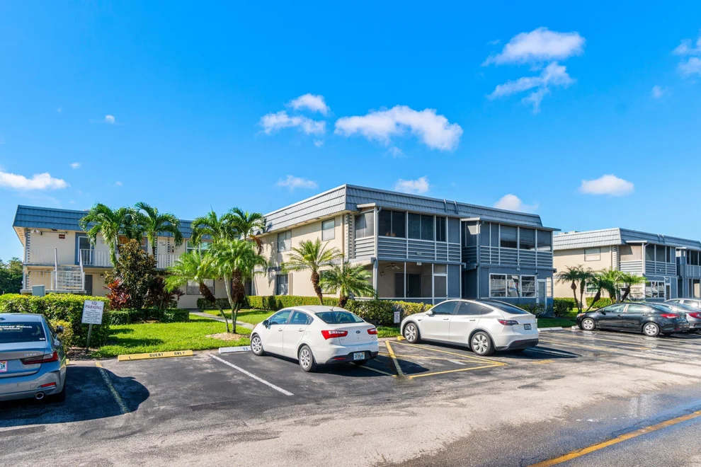 Unit for sale at 556 Brittany L, Delray Beach, FL 33446