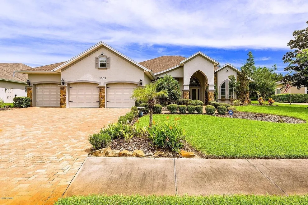 Unit for sale at 1305 Killbricken Circle, Ormond Beach, FL 32174