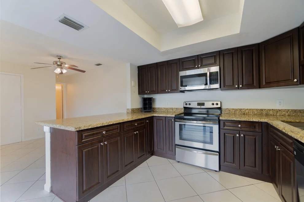Unit for sale at 1530 Shaker Circle, Wellington, FL 33414