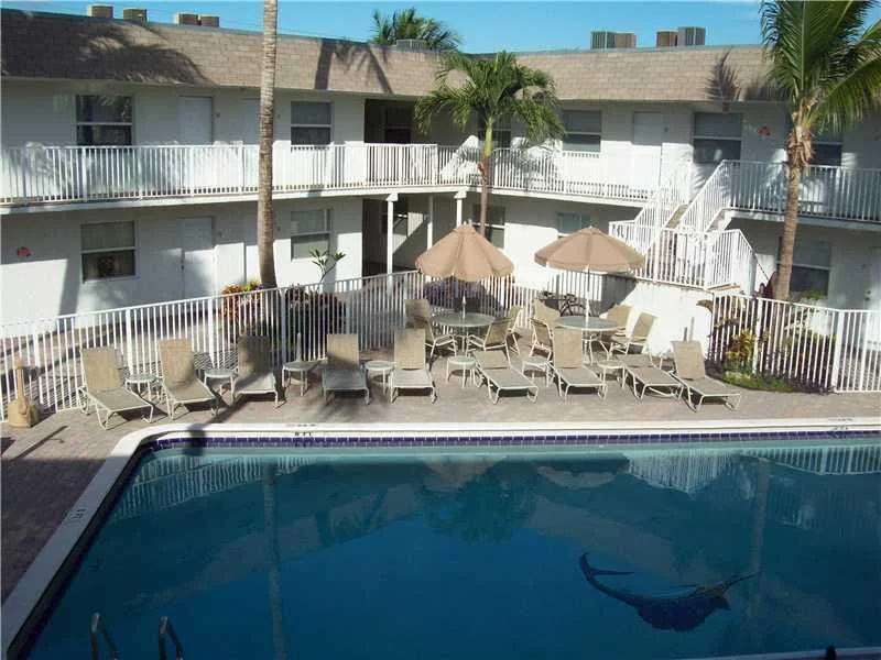 Unit for sale at 1470 N Dixie Highway, Fort Lauderdale, FL 33304