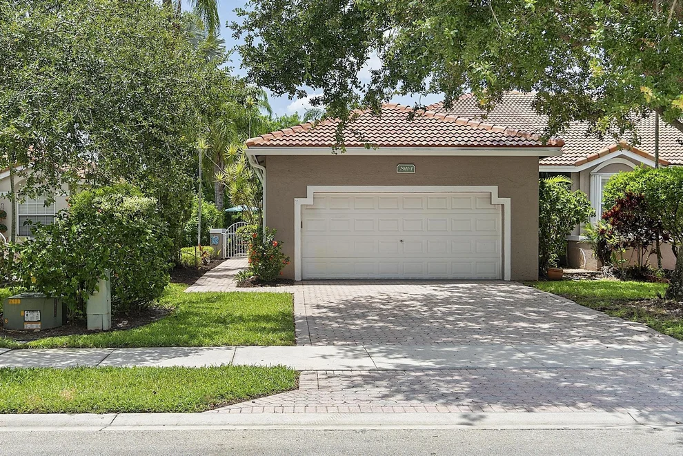 Unit for sale at 2901 E Aragon Boulevard, Sunrise, FL 33313