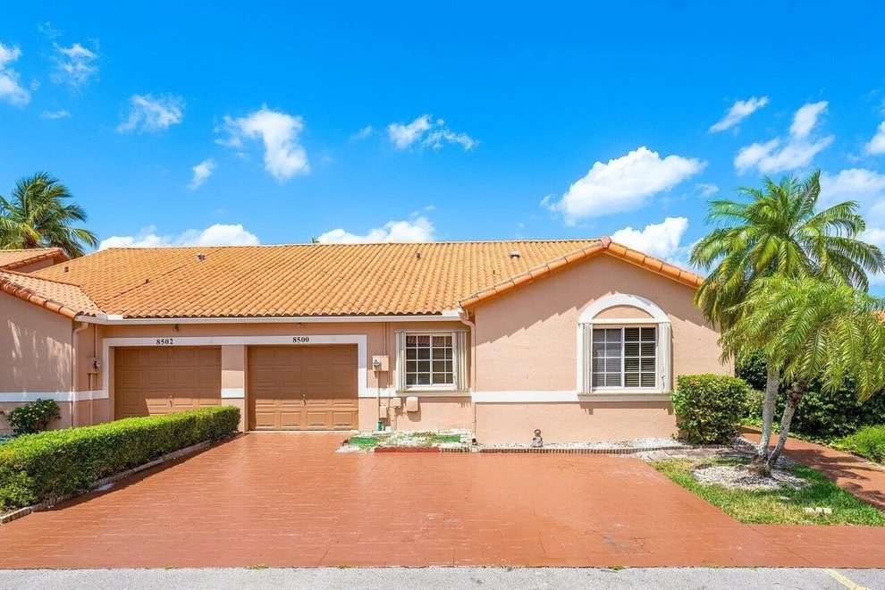 Unit for sale at 8500 Cherry Blossom Lane, Tamarac, FL 33321