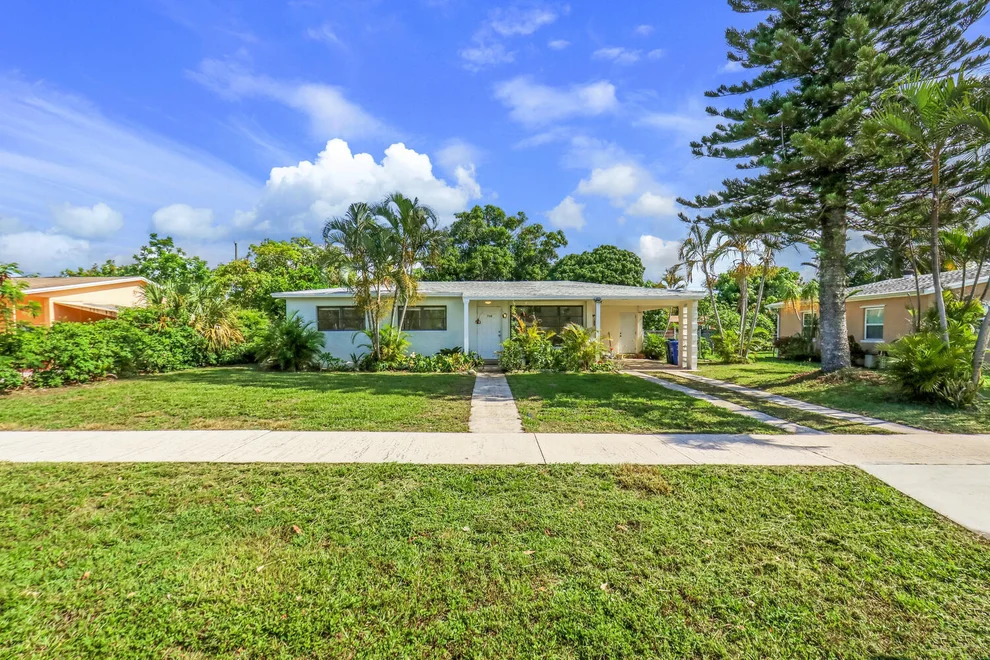 Unit for sale at 738 Evergreen Drive, Lake Park, FL 33403