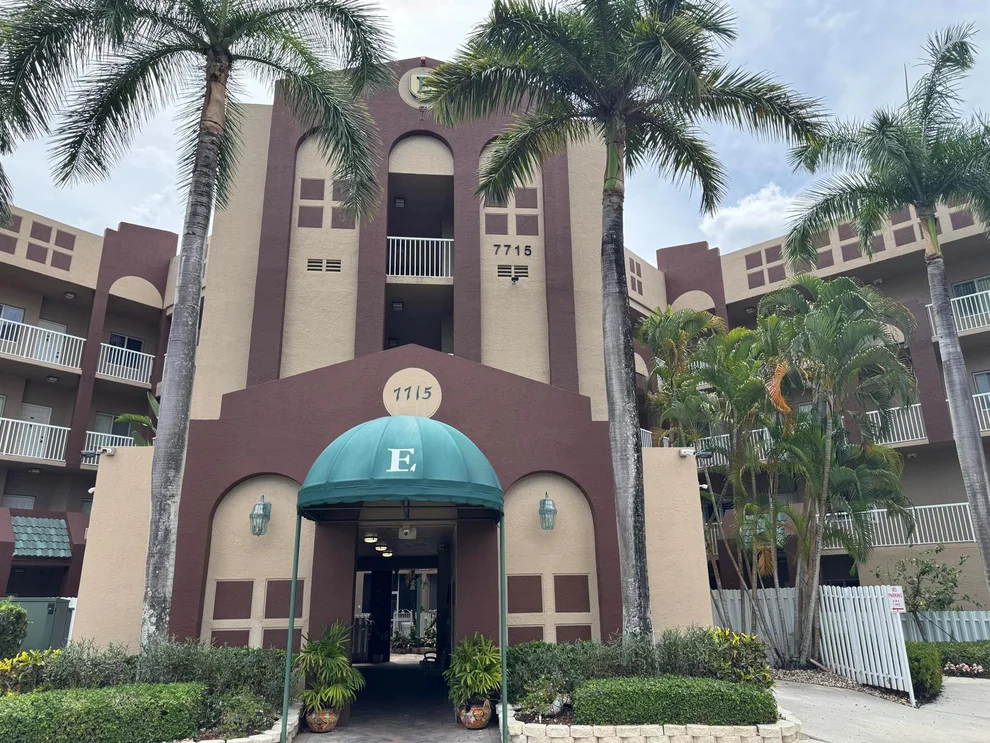 Unit for sale at 7715 Southampton Terrace, Tamarac, FL 33321
