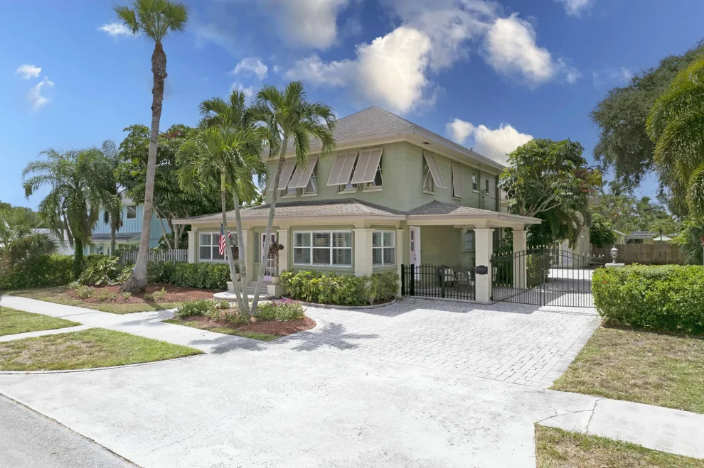 Unit for sale at 250 Foresteria Drive, Lake Park, FL 33403