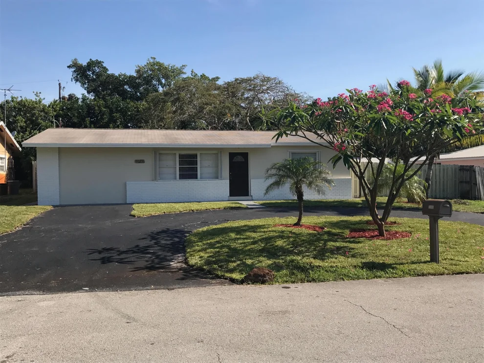 Unit for sale at 2731 Floral Road, Lake Worth, FL 33462